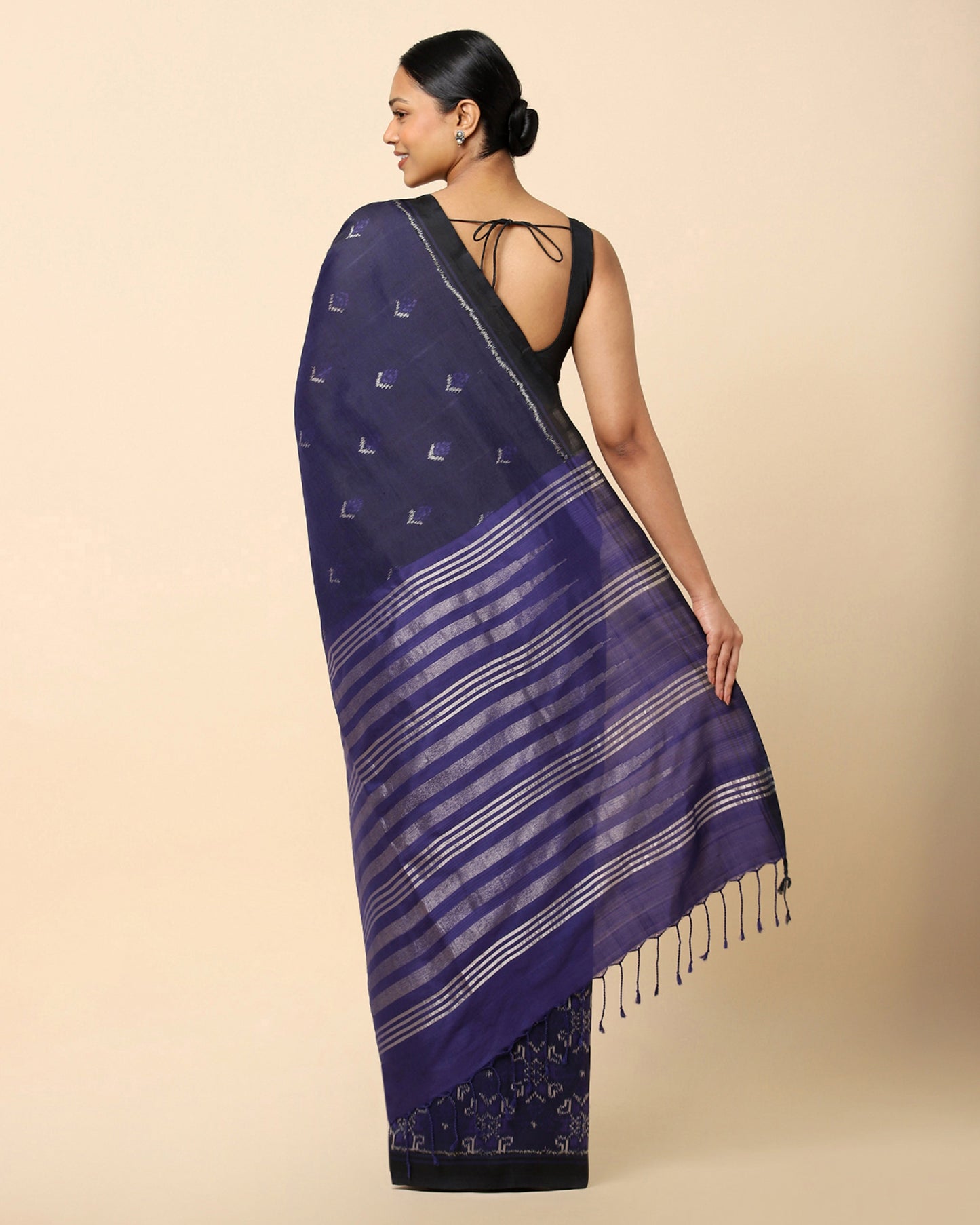 Eesha Weft Ikat Cotton Silk Saree