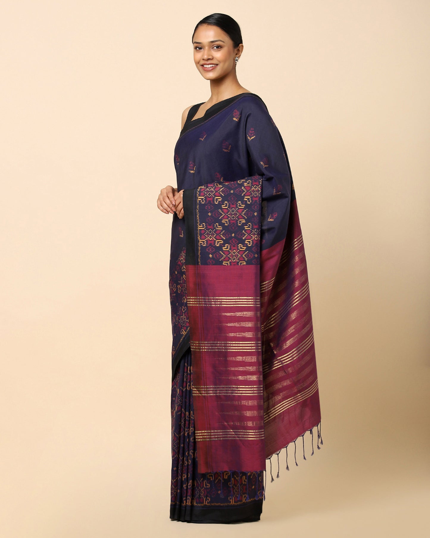 Eesha Weft Ikat Cotton Silk Saree