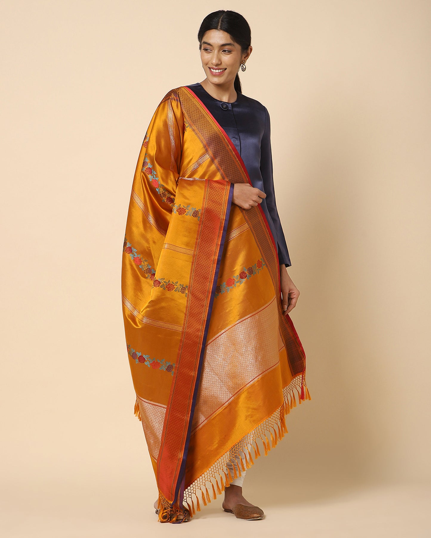 Roopal Tanchoi Silk Dupatta