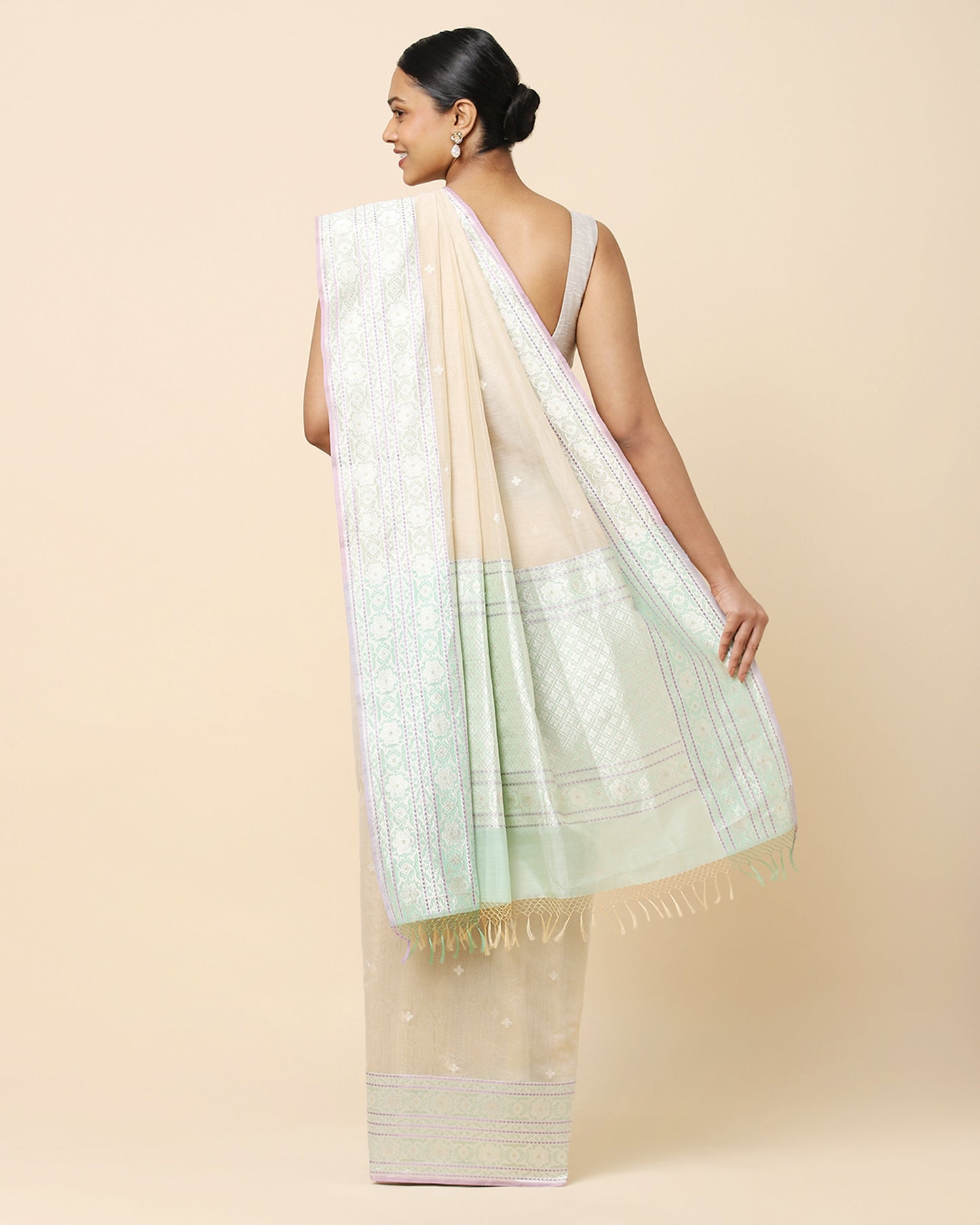 Rivaah Kadwa Silk Cotton Saree