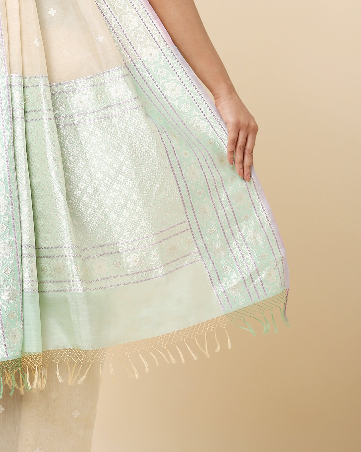 Rivaah Kadwa Silk Cotton Saree