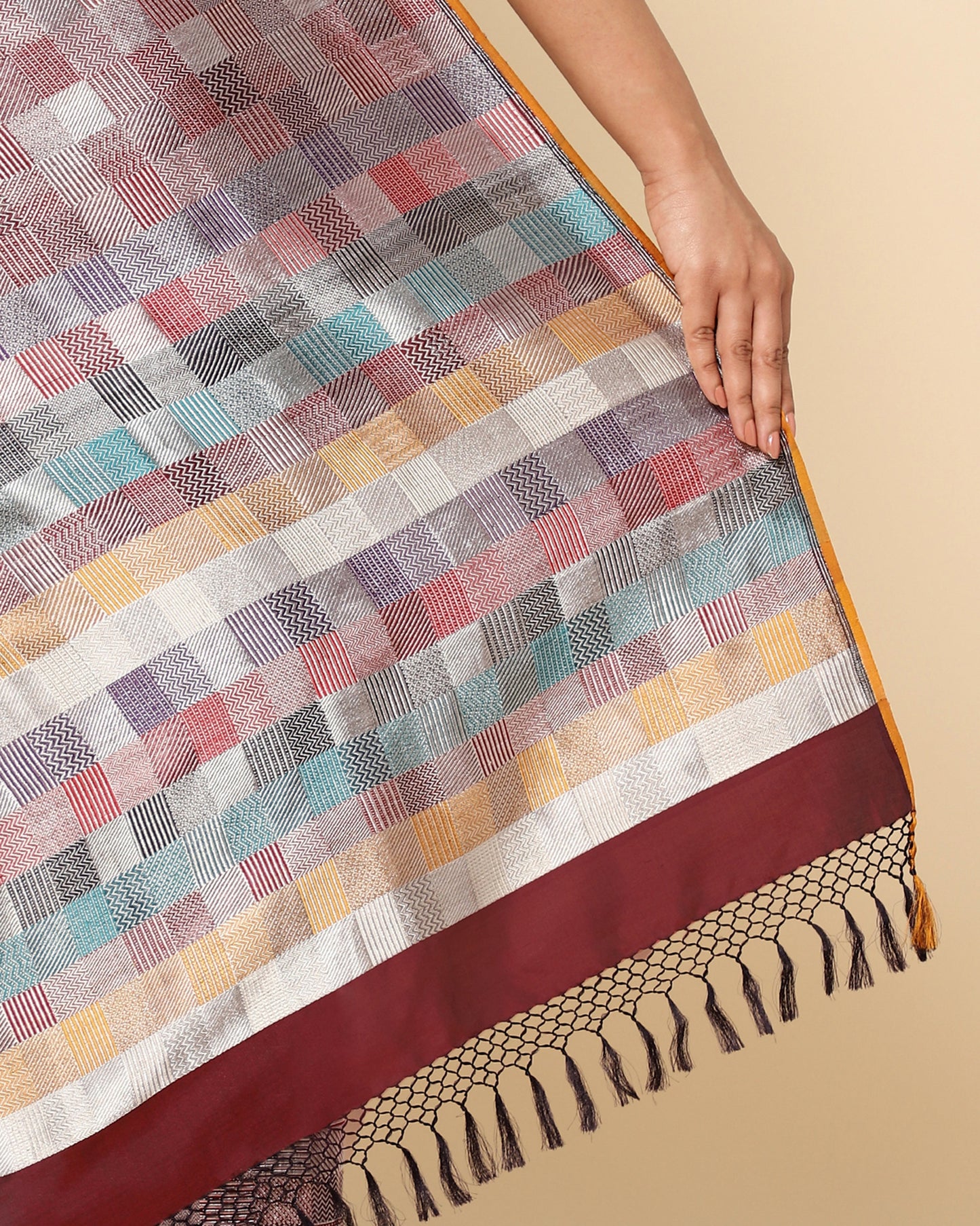Mexico Tanchoi Silk Saree