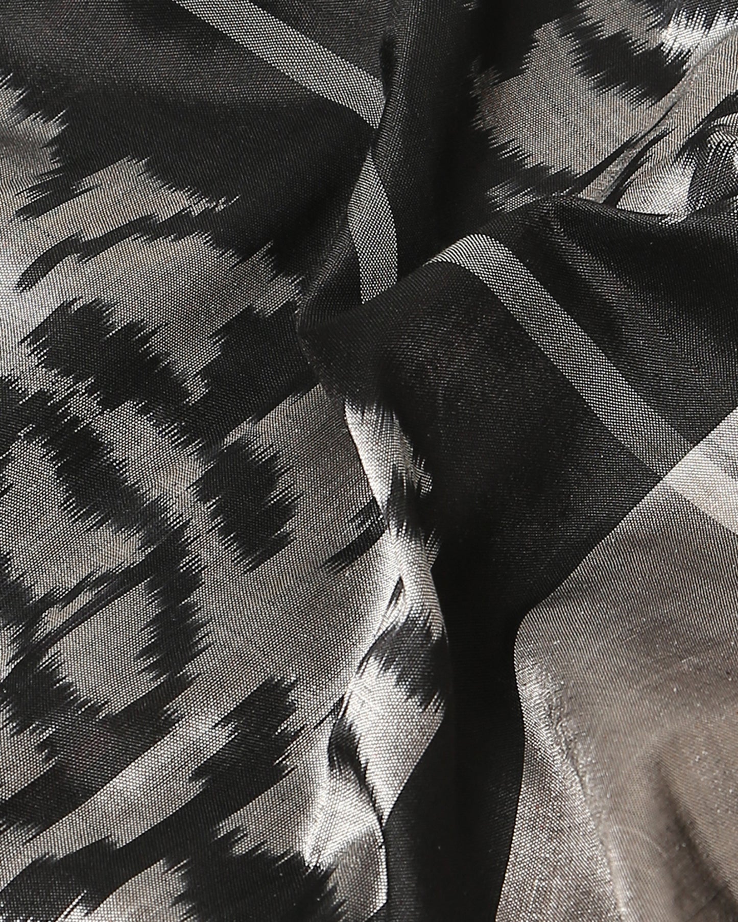 Omaja Weft Ikat Cotton Silk Stole