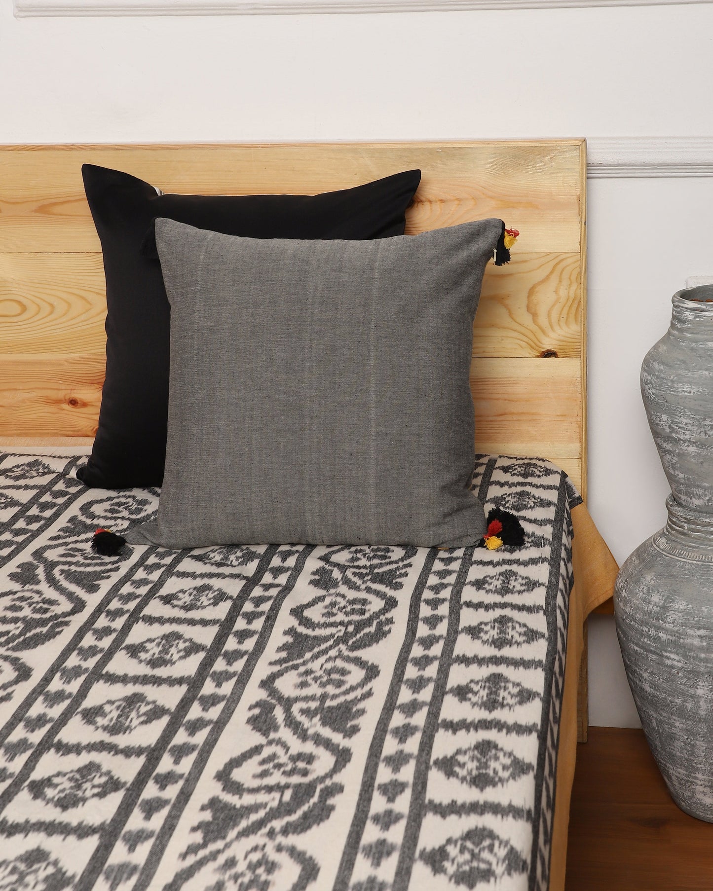 Sana Warp Ikat Cotton Bed Cover